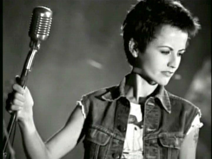 dolores-o-riordan5.jpg