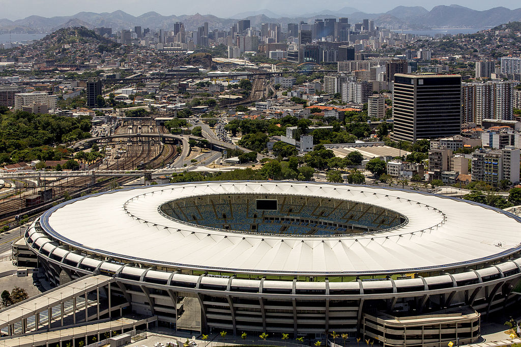 1024px-Maracanã_2014_a.jpg