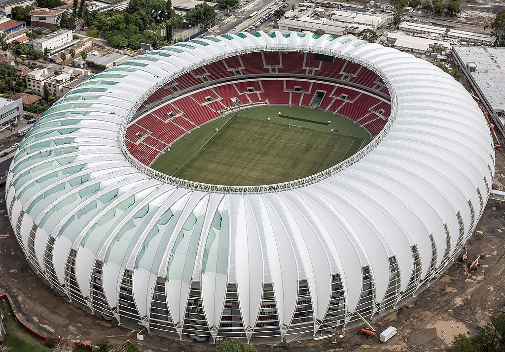 1024px-Portoalegre_aerea_arenabeirario.jpg